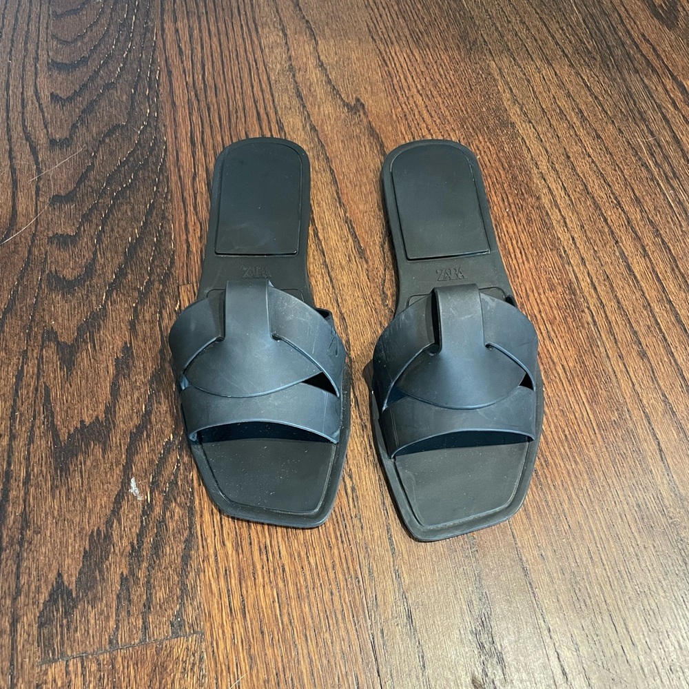 Zara Black Slide sandals